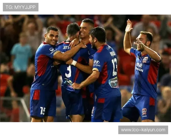 水晶宫1-0客胜狼队，送对手联赛12轮不胜